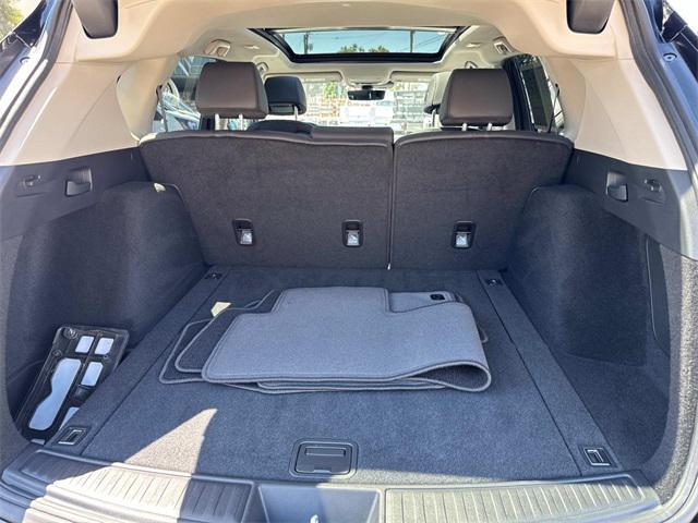 used 2022 Acura RDX car, priced at $32,300