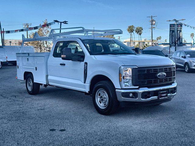 new 2025 Ford F-250 car, priced at $64,914