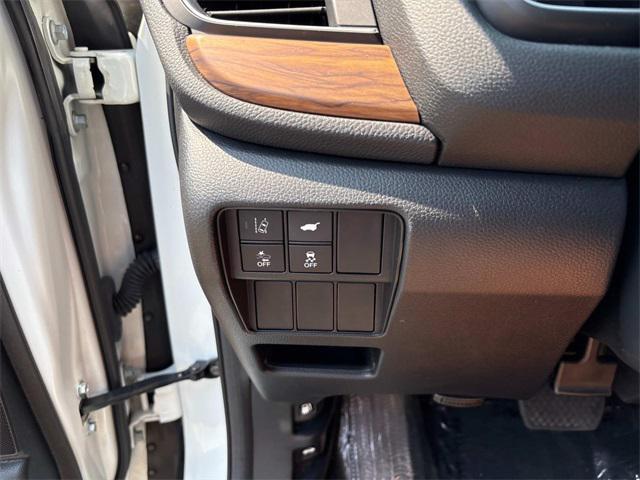 used 2018 Honda CR-V car, priced at $23,900