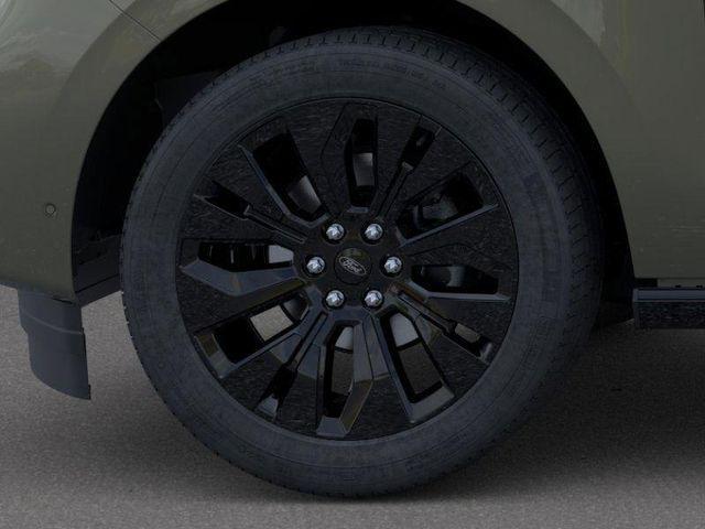 new 2025 Ford Expedition car, priced at $80,515