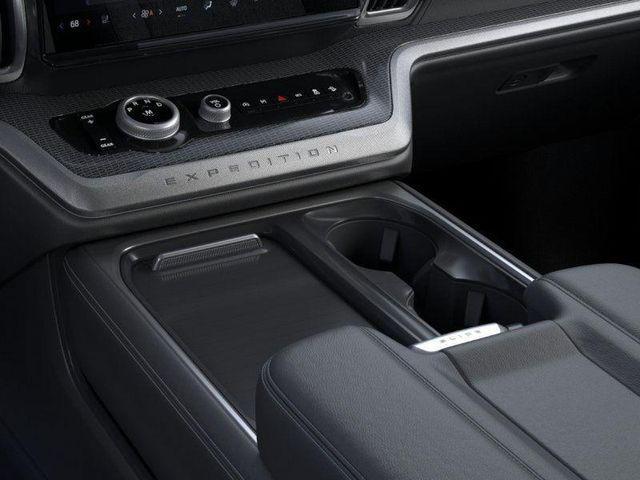 new 2025 Ford Expedition car, priced at $80,515