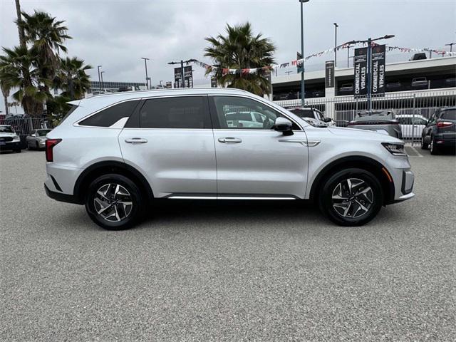 used 2022 Kia Sorento Hybrid car, priced at $22,900