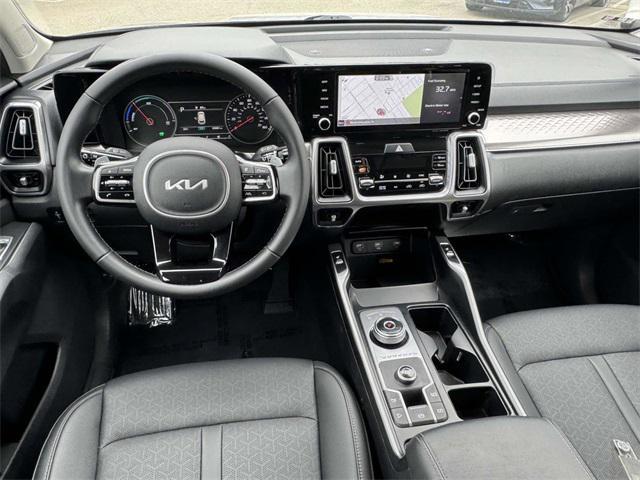 used 2022 Kia Sorento Hybrid car, priced at $22,900