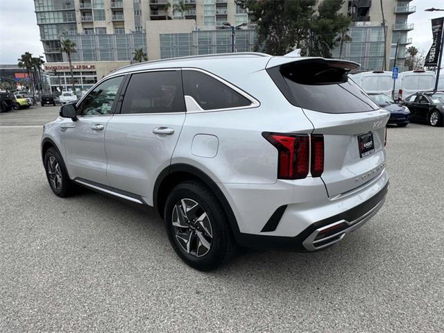 used 2022 Kia Sorento Hybrid car, priced at $22,900