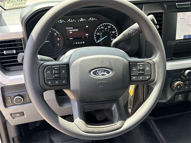 new 2025 Ford F-250 car, priced at $62,914