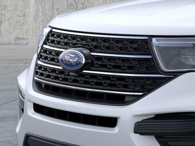 new 2024 Ford Explorer car, priced at $40,940