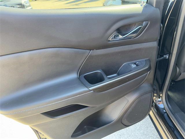 used 2022 GMC Acadia car, priced at $27,000