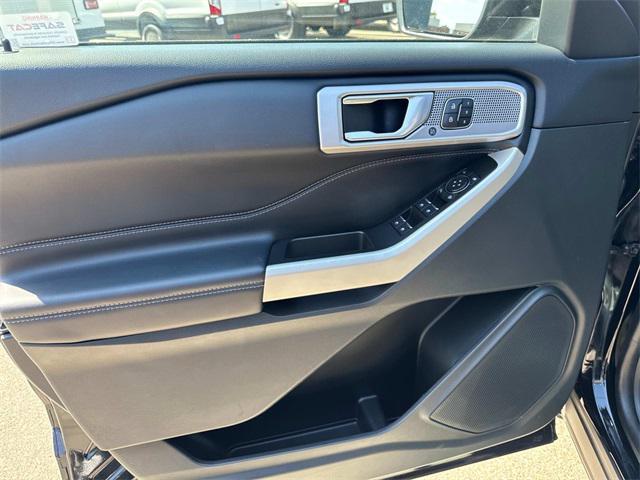 used 2022 Ford Explorer car, priced at $34,400