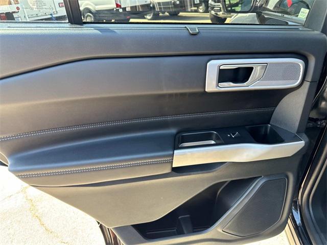 used 2022 Ford Explorer car, priced at $34,400