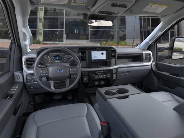 new 2025 Ford F-250 car, priced at $51,395