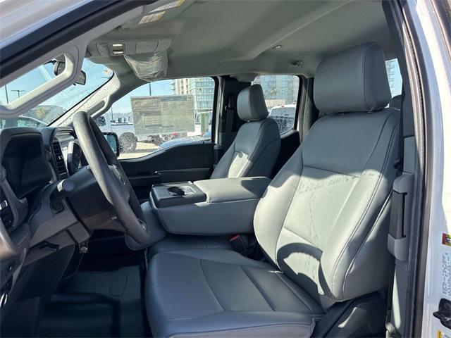 new 2025 Ford F-150 car, priced at $43,655