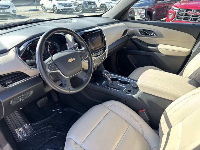 used 2022 Chevrolet Traverse car, priced at $25,800