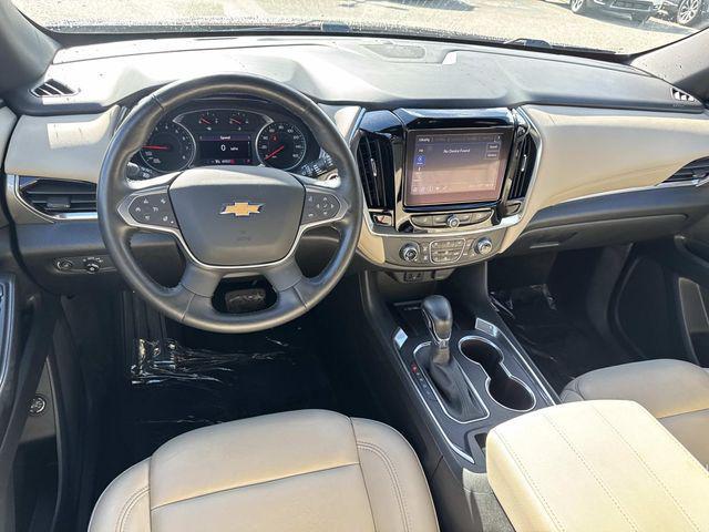 used 2022 Chevrolet Traverse car, priced at $25,800