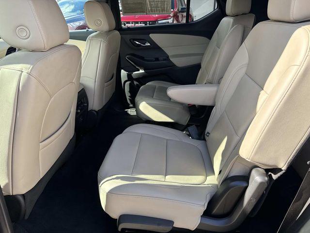 used 2022 Chevrolet Traverse car, priced at $25,800