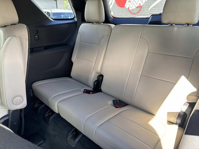 used 2022 Chevrolet Traverse car, priced at $25,800