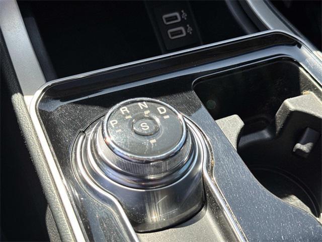 used 2020 Ford Edge car, priced at $15,300