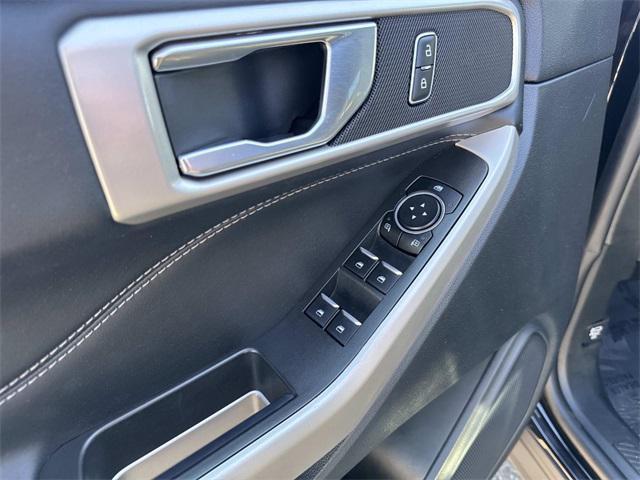 used 2022 Ford Explorer car, priced at $27,600