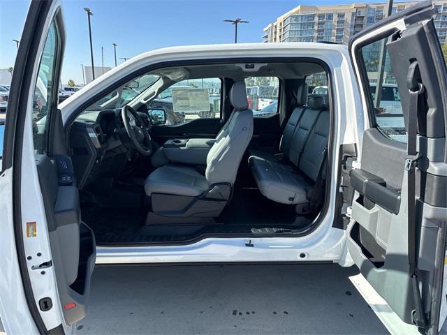 new 2025 Ford F-150 car, priced at $43,655
