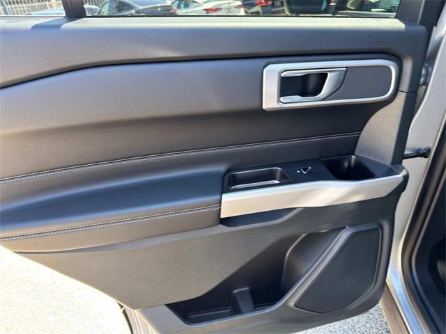 used 2022 Ford Explorer car, priced at $27,300