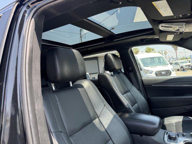 used 2021 Jeep Grand Cherokee car, priced at $27,700