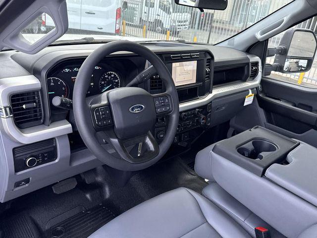 new 2024 Ford F-450 car, priced at $65,338