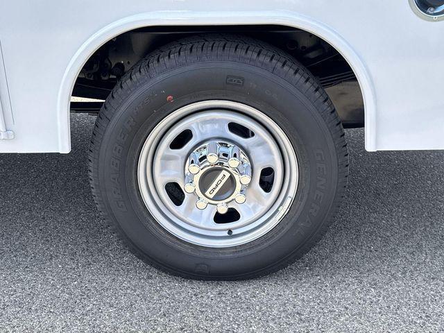 new 2024 Ford F-350 car, priced at $58,500