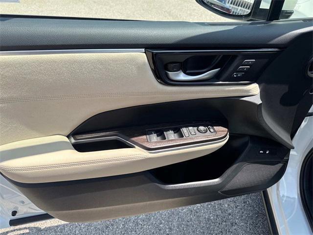 used 2019 Honda Clarity Plug-In Hybrid car, priced at $23,900