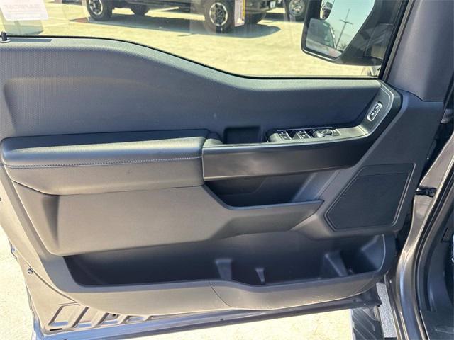 used 2021 Ford F-150 car, priced at $31,100