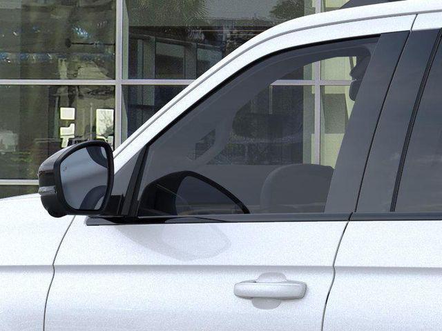 new 2025 Ford Expedition car, priced at $84,940