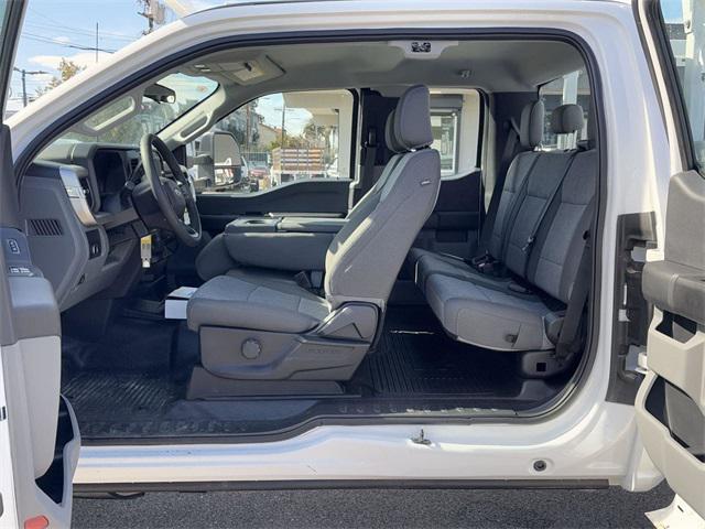 new 2024 Ford F-350 car, priced at $71,276