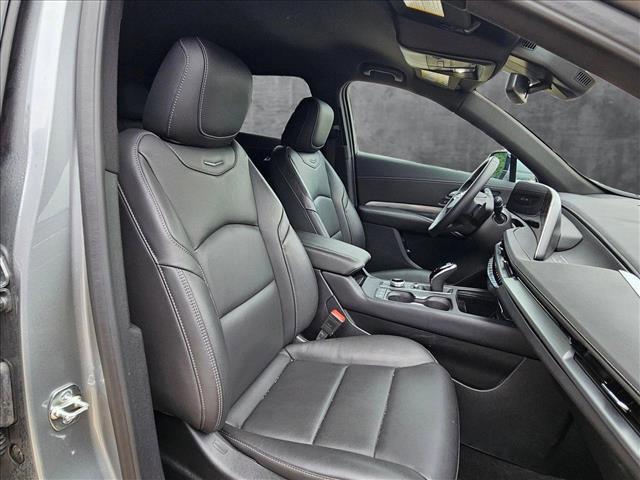 used 2025 Cadillac XT4 car, priced at $39,991