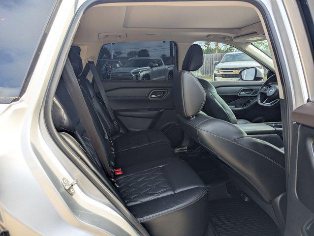 used 2021 Nissan Rogue car, priced at $24,628