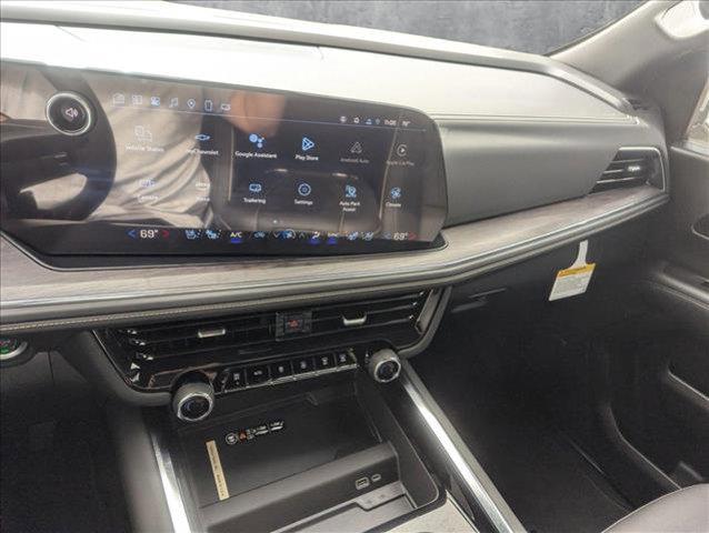 new 2025 Chevrolet Suburban car, priced at $82,090