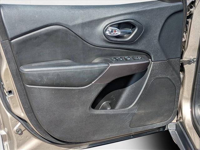 used 2019 Jeep Cherokee car, priced at $15,908