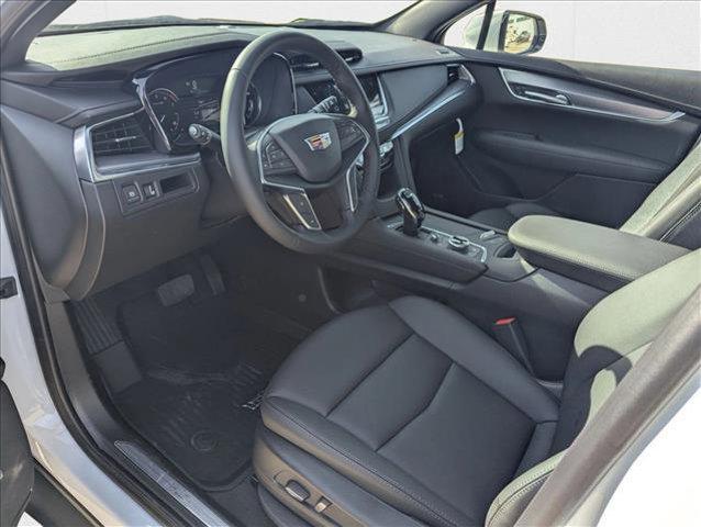 new 2025 Cadillac XT5 car, priced at $46,440