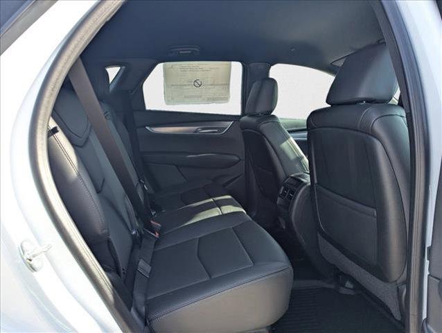 new 2025 Cadillac XT5 car, priced at $46,440