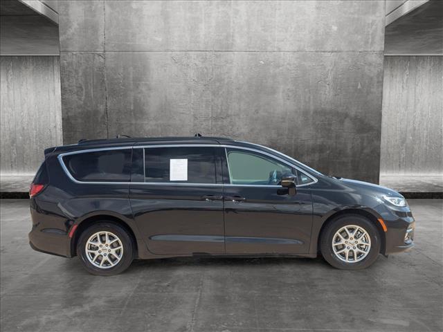 used 2022 Chrysler Pacifica car, priced at $24,911