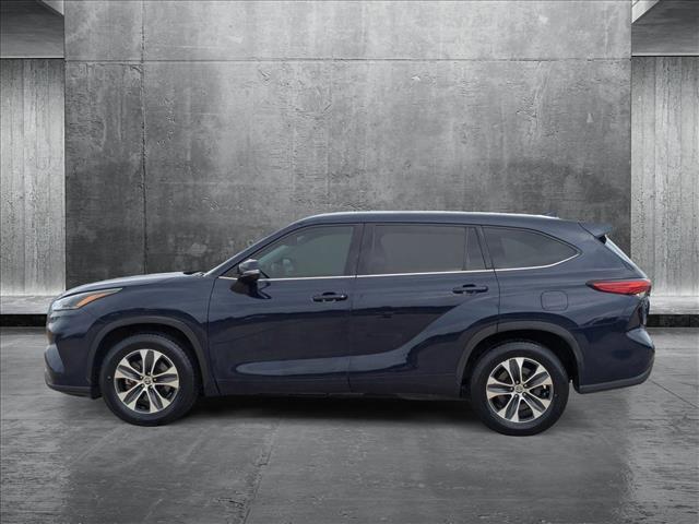 used 2021 Toyota Highlander car, priced at $29,209