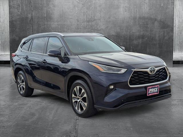 used 2021 Toyota Highlander car, priced at $29,209