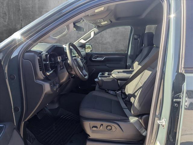 new 2025 Chevrolet Silverado 1500 car, priced at $56,660