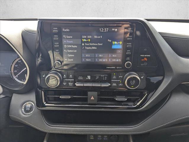 used 2022 Toyota Highlander car, priced at $31,713