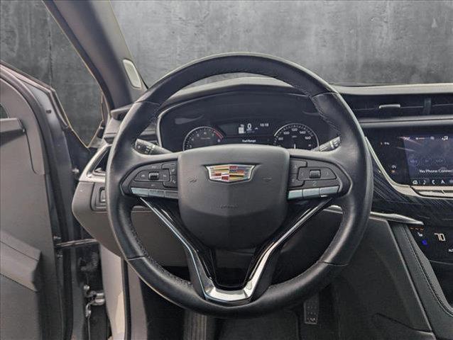 used 2024 Cadillac XT6 car, priced at $46,902
