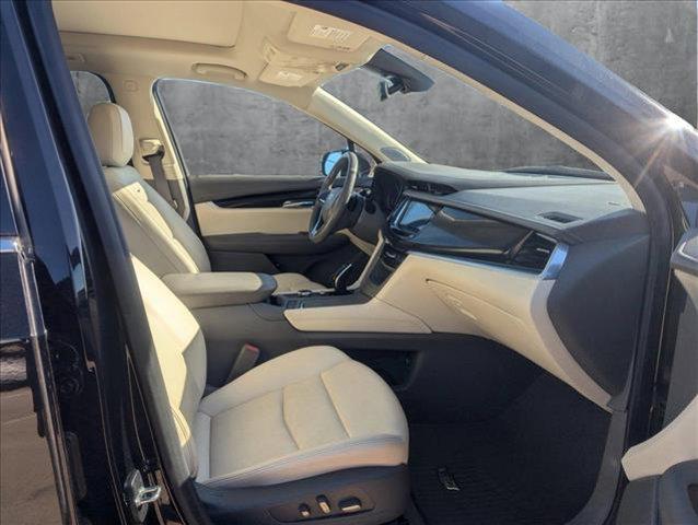 used 2021 Cadillac XT6 car, priced at $37,813