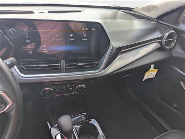 new 2025 Chevrolet Trax car, priced at $27,585
