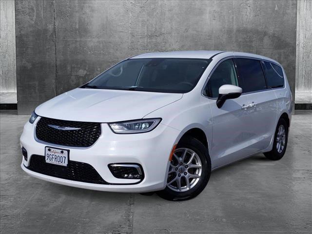 used 2023 Chrysler Pacifica car, priced at $23,409