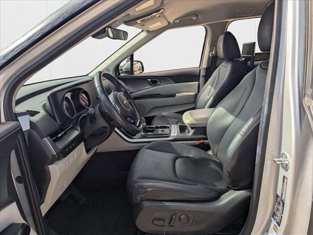 used 2022 Kia Carnival car, priced at $25,930