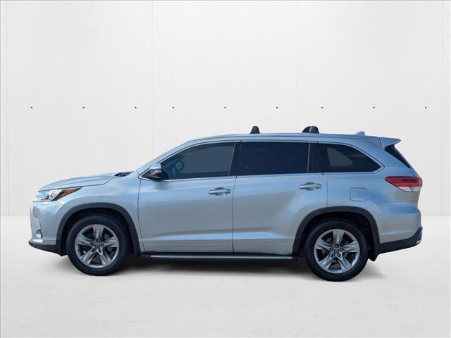 used 2018 Toyota Highlander car, priced at $29,325