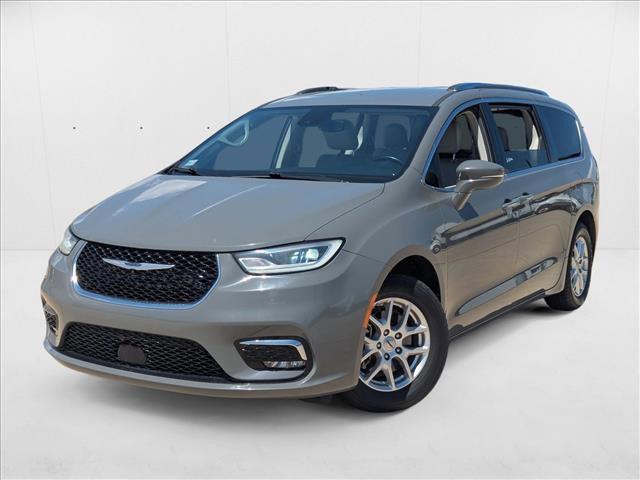 used 2021 Chrysler Pacifica car, priced at $19,125