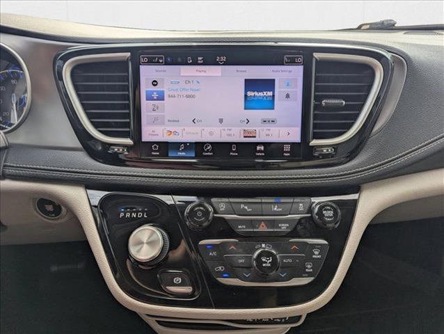 used 2021 Chrysler Pacifica car, priced at $17,919