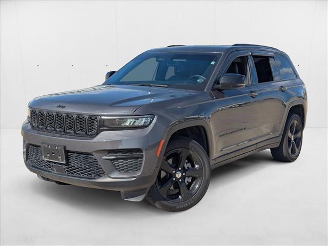 used 2024 Jeep Grand Cherokee car, priced at $34,325
